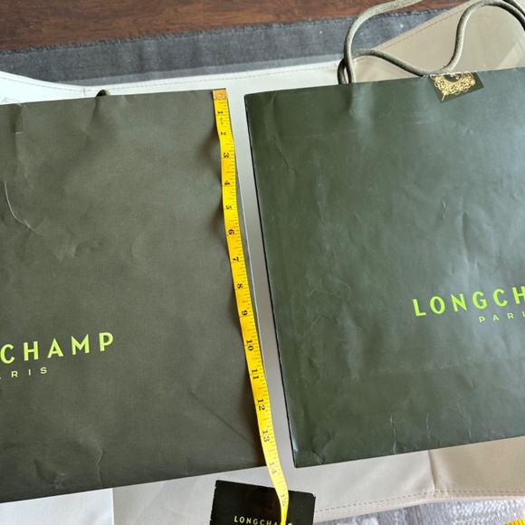 Two Longchamp large paper bags - Picture 3 of 4